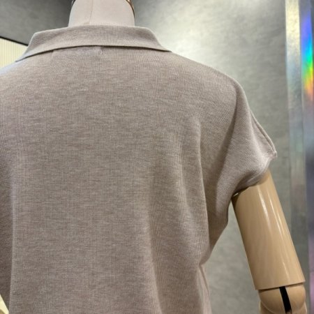 캡소매 카라 니트