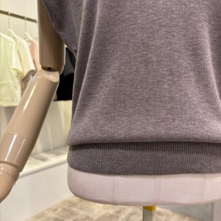 배색 카라 캡소매 니트