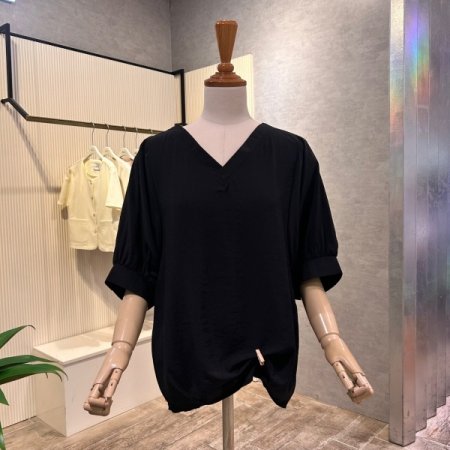 V넥 스트랩 블라우스