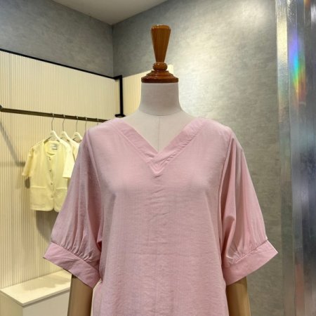 사이드 셔링 스트랩 블라우스