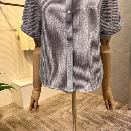 카라 롤업소매 배색 셔츠