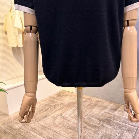 라운드 배색 셋업 니트