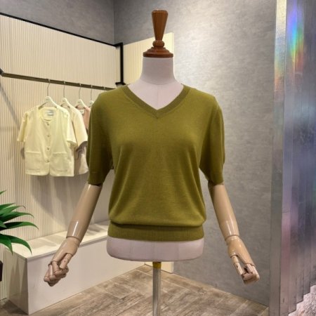 브이넥 베이직 니트