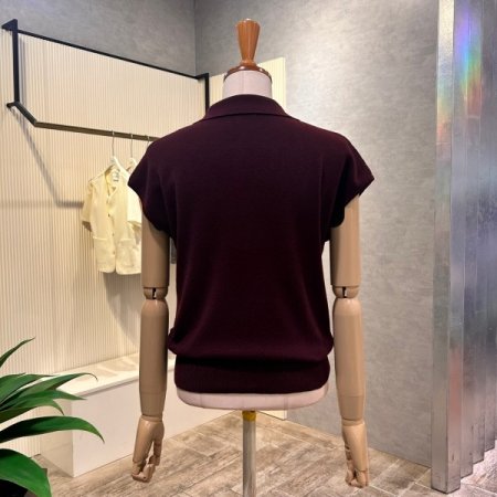 카라 캡소매 니트