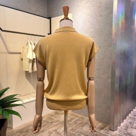 카라 캡소매 니트