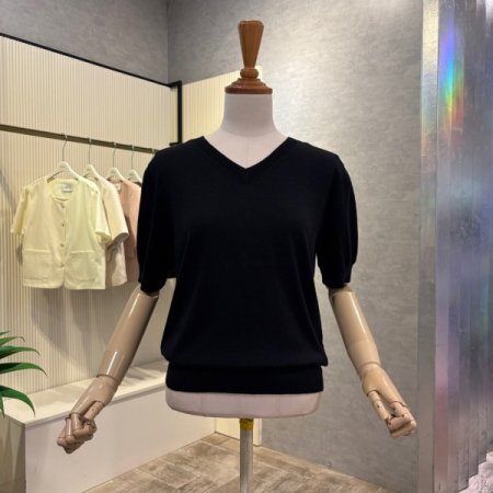 브이넥 베이직 니트