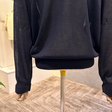 시스루 레터링 라운드 니트