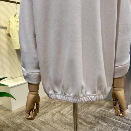 레터링 밴딩 셔링 소매 티셔츠