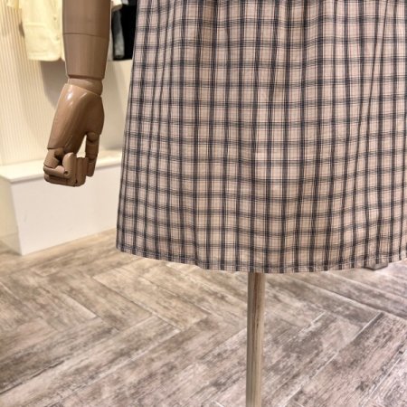 밴딩 체크 단추 셋업 스커트