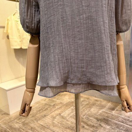 시스루 라운드 반팔 블라우스