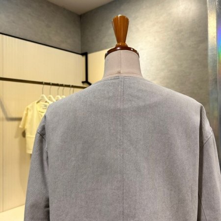 크롭 라운드 단추 자켓