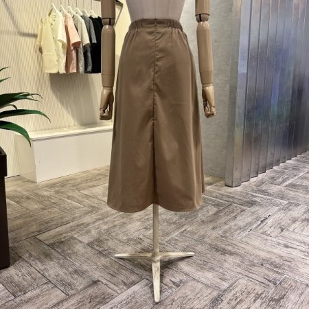 백 밴딩 플레어 롱 스커트