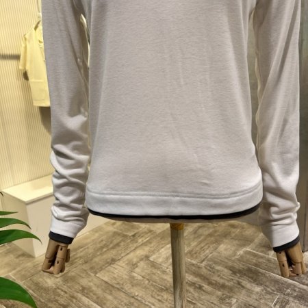 라운드 이중 배색 티셔츠