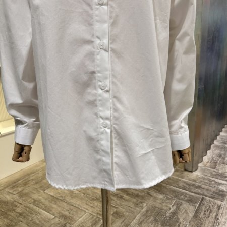 베이직 자수 마크 셔츠