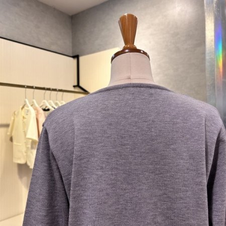 하트 패턴 브이넥 니트