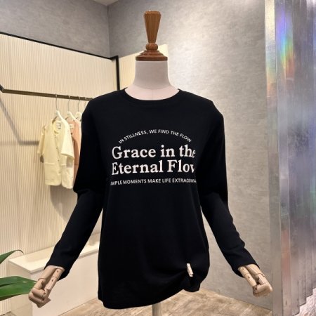 라운드 레터링 티셔츠