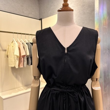 셔링 스트랩 지퍼 롱 원피스