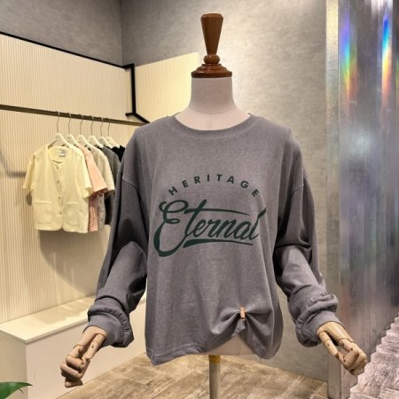 크롭 레터링 티셔츠