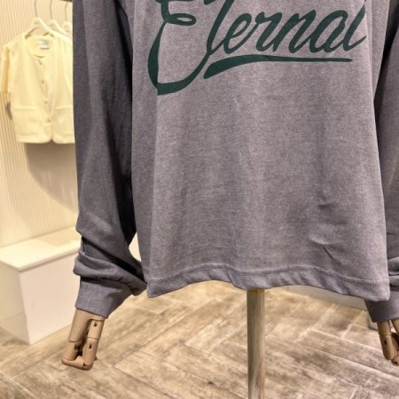 크롭 레터링 티셔츠