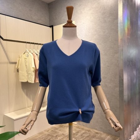 V넥 베이직 니트