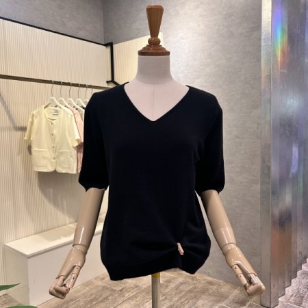 V넥 베이직 니트