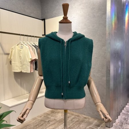 크롭 후드 니트 베스트