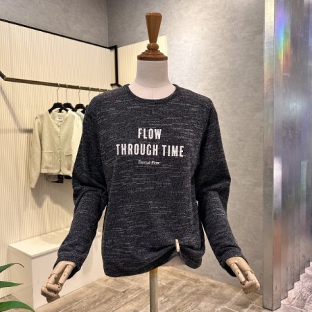 레터링 배색 라운드 티셔츠