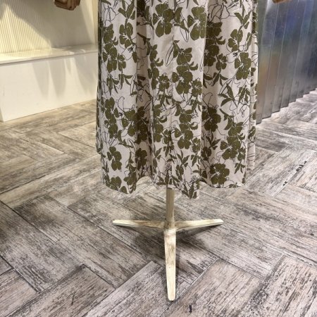 백밴딩 플라워 셋업 롱 스커트