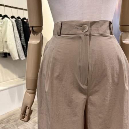 백밴딩 투턱 반바지