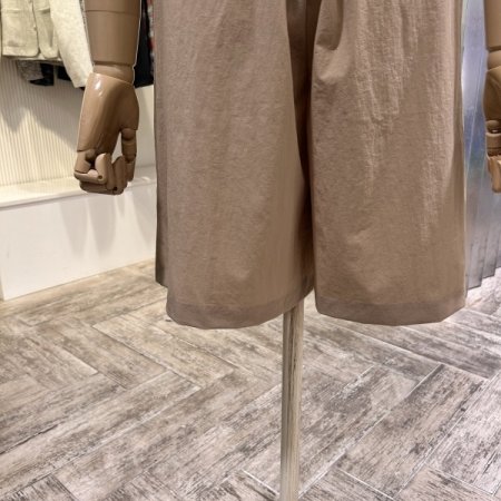 백밴딩 투턱 반바지