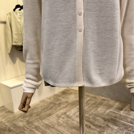 민소매 레이어드 단추 니트