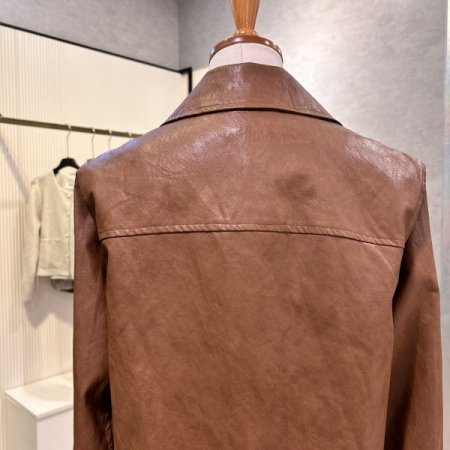 인조 가죽 카라 단추 재킷