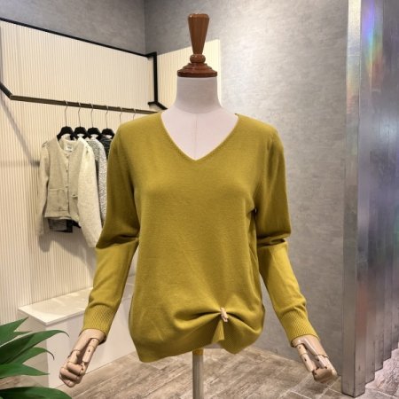 V넥 베이직 니트