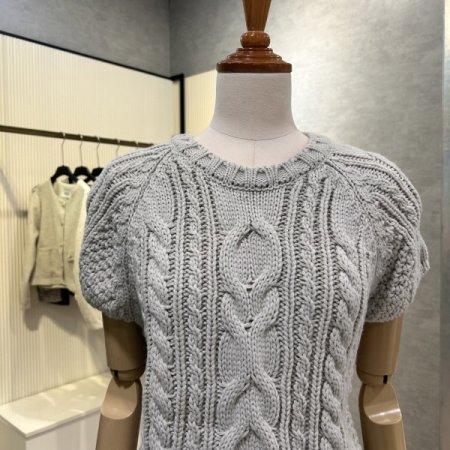 꽈배기 캡소매 니트