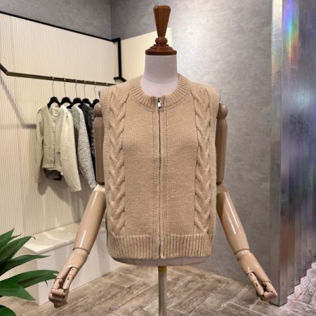 집업 꽈배기 니트 베스트