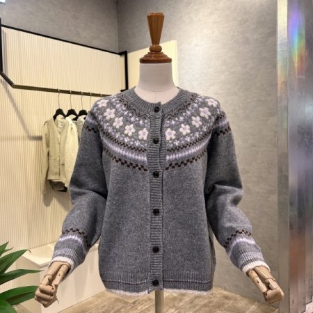 플라워 라인 배색 단추 가디건