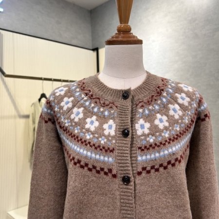 플라워 라인 배색 단추 가디건