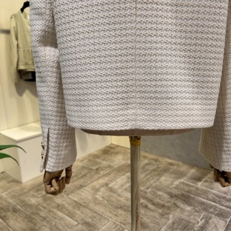 라운드 트위드 단추 자켓