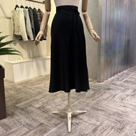 스트랩 백 밴딩 롱 스커트