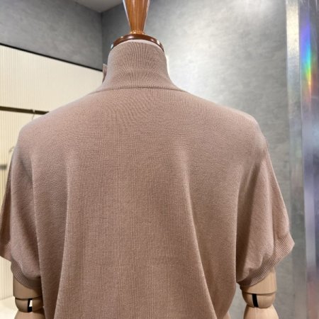 하이넥 나그랑 단추 니트