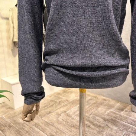 레이어드 민소매 단추 니트