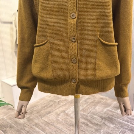 짜임 배색 단추 가디건