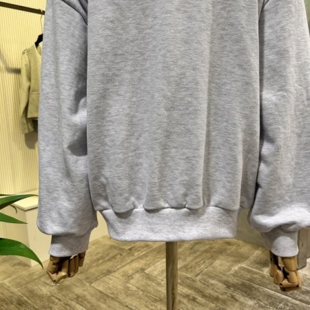 라운드 레터링 티셔츠