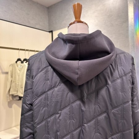 배색 후드 패딩 점퍼