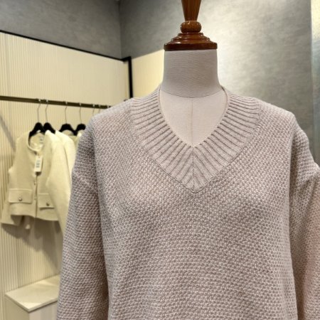 V넥 골지 라인 박시 니트