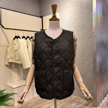 V넥 단추 패딩 조끼 점퍼