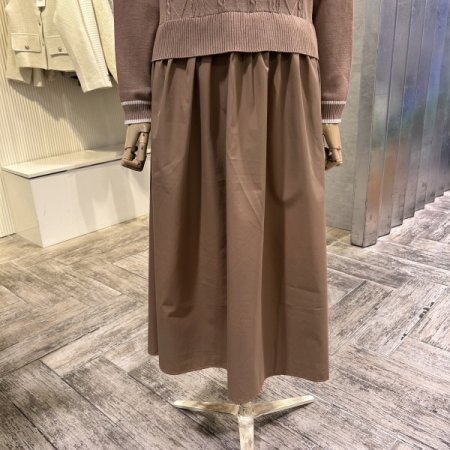 니트 배색 카라 롱 원피스