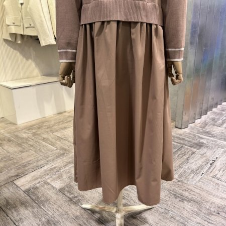 니트 배색 카라 롱 원피스