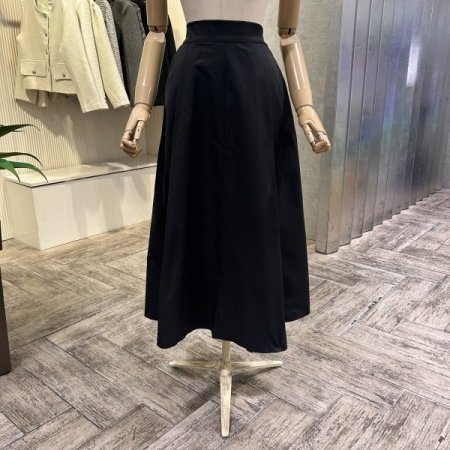 백 밴딩 원턱 플레어 롱 스커트