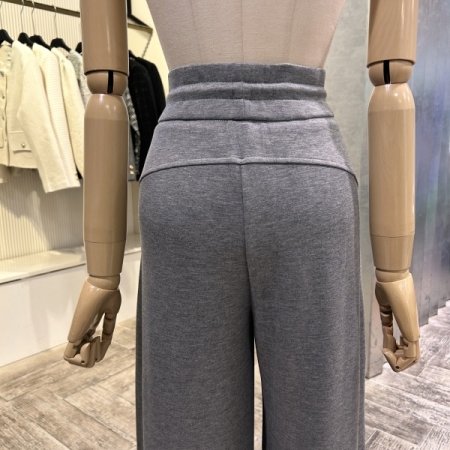 스트랩 투턱 캐주얼 팬츠